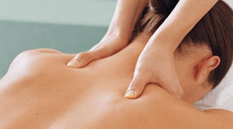 Massagem no pescoço para osteocondrose
